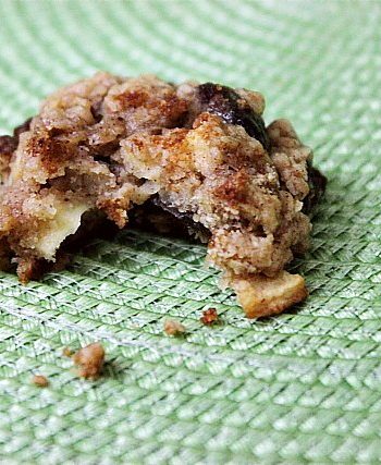 Apple Oatmeal Cinnamon Raisin Cookies {mind-over-batter.com}