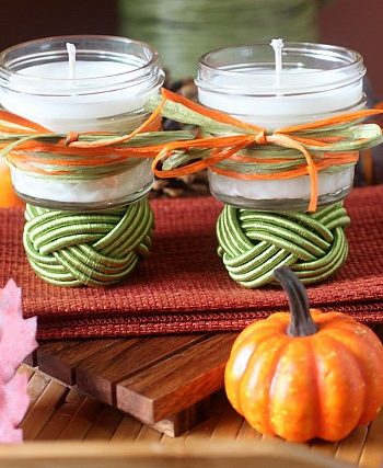 DIY Fall Scented Soy Candles {mind-over-batter.com}